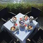 לינה וארוחת בוקר Troense By The Sea סבנדבורג