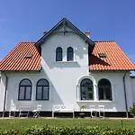 Troense By The Sea לינה וארוחת בוקר סבנדבורג
