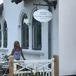Oda ve Kahvaltı Troense By The Sea 3*