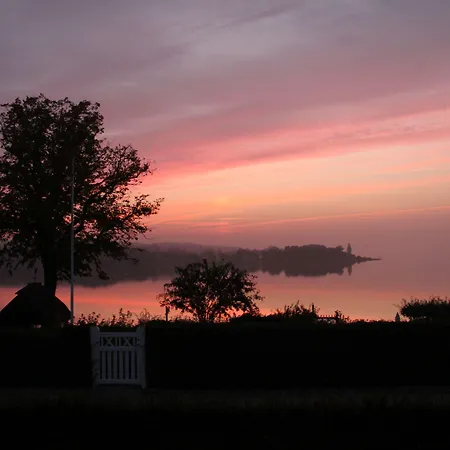 Bed & Breakfast Troense By The Sea 3*