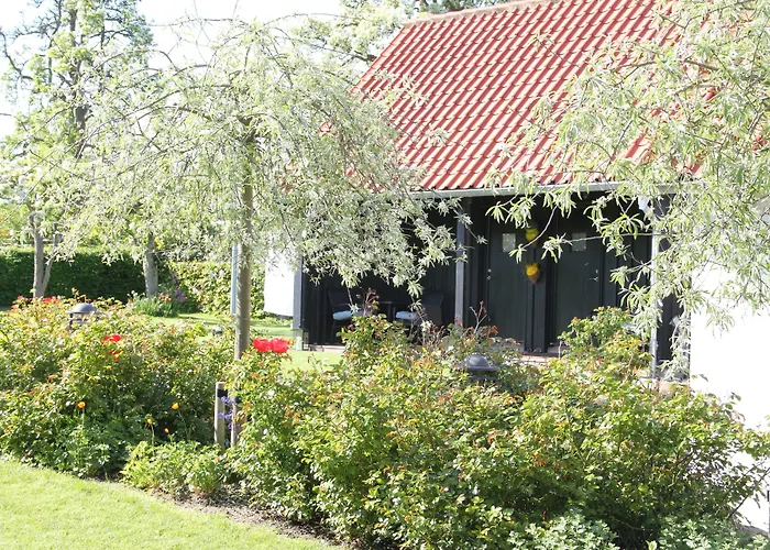 Bed & Breakfast Troense By The Sea 3*