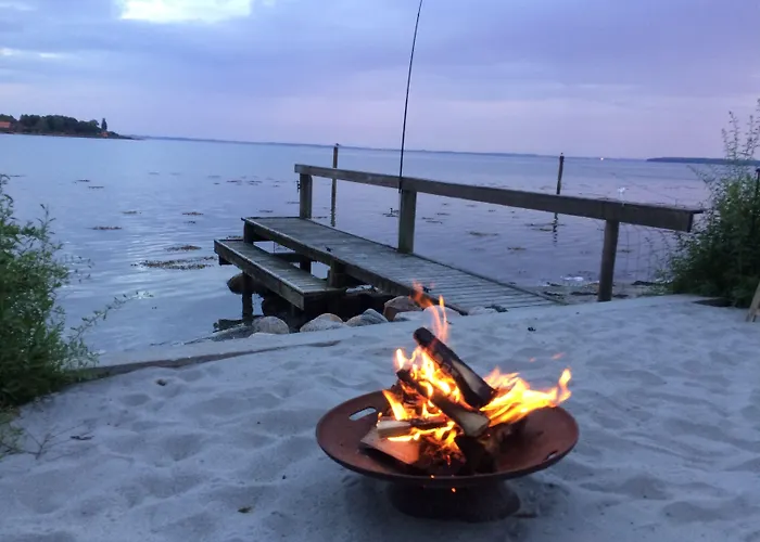 Troense By The Sea Bed & Breakfast 3*