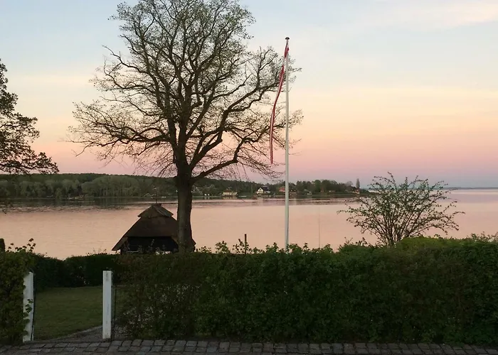Troense By The Sea B&B 3*