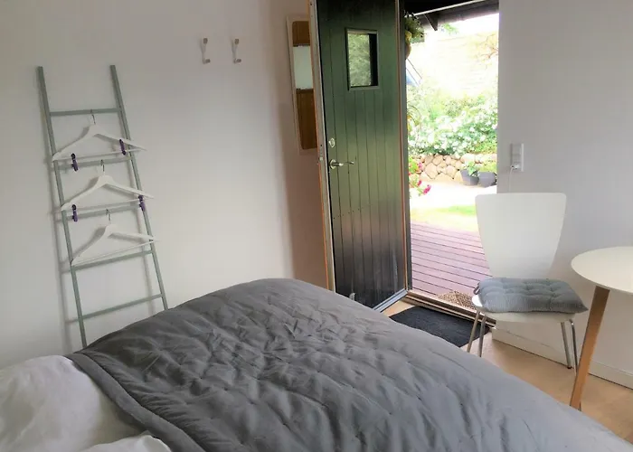 Troense By The Sea Bed & Breakfast 3*