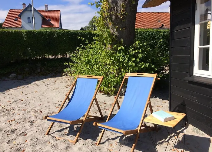 Troense By The Sea 3*